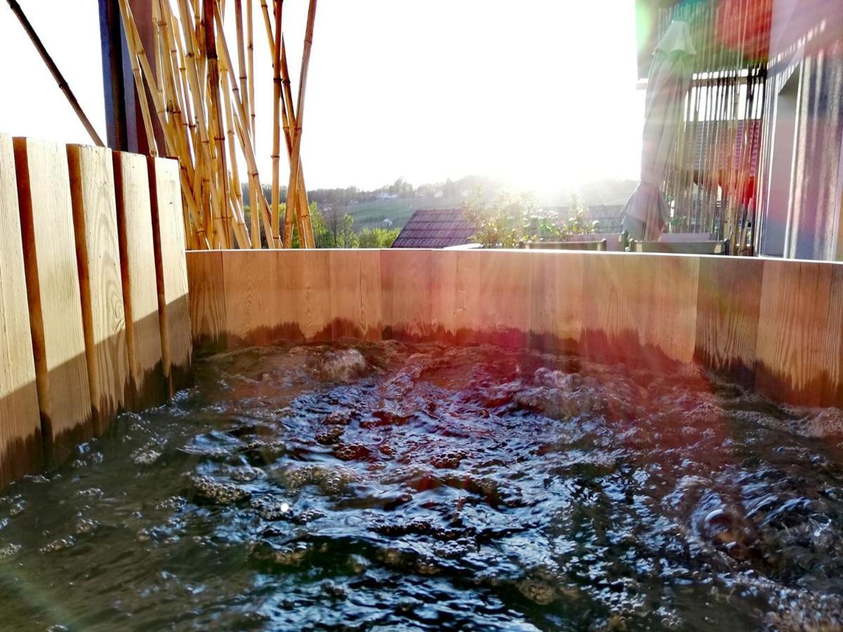Apartment Ma&Ja With Hot Tub Metlika Ngoại thất bức ảnh